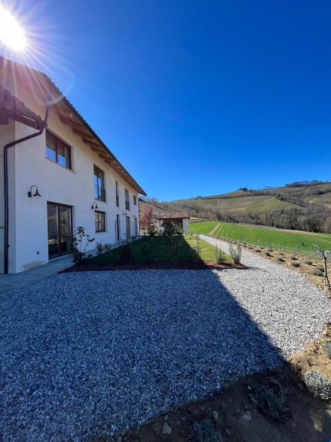 Le Cornici - Cascina Di Charme Hotel Diano dʼAlba Екстериор снимка