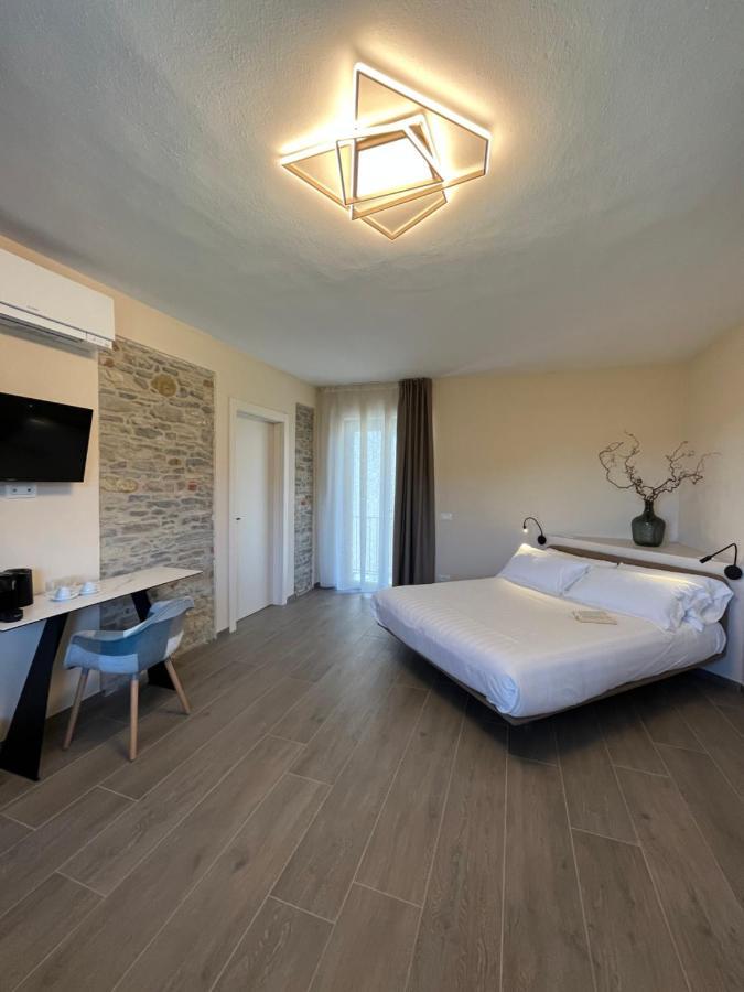 Le Cornici - Cascina Di Charme Hotel Diano dʼAlba Екстериор снимка