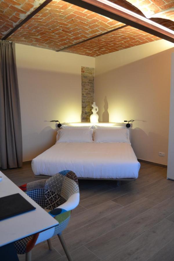 Le Cornici - Cascina Di Charme Hotel Diano dʼAlba Екстериор снимка