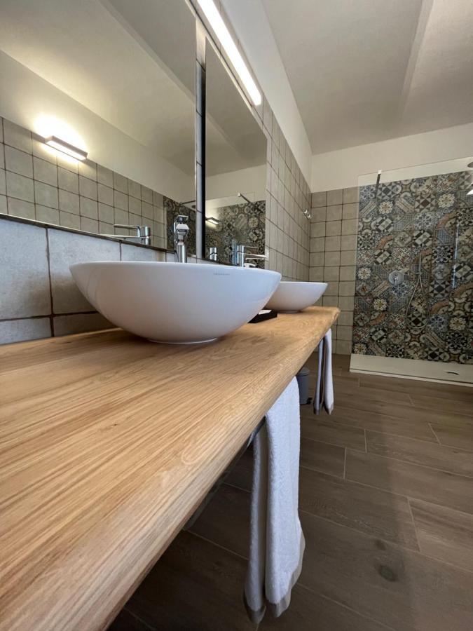 Le Cornici - Cascina Di Charme Hotel Diano dʼAlba Екстериор снимка